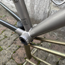 Carica l'immagine nel visualizzatore di Gallery, Colnago CT-1