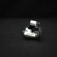 Carica l'immagine nel visualizzatore di Gallery, Campagnolo Record Titanium