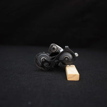 Carica l'immagine nel visualizzatore di Gallery, Campagnolo Record Titanium