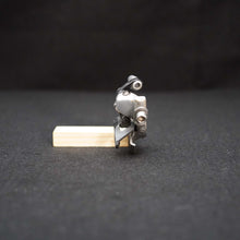 Carica l'immagine nel visualizzatore di Gallery, Campagnolo Record Titanium
