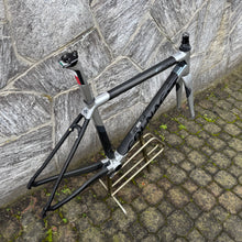 Carica l'immagine nel visualizzatore di Gallery, Colnago C64