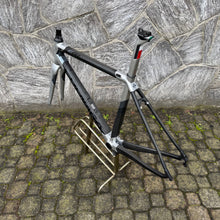 Carica l'immagine nel visualizzatore di Gallery, Colnago C64
