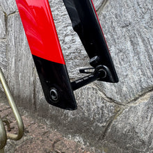 Carica l'immagine nel visualizzatore di Gallery, Trek Madone SLR 7 Disc