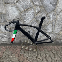 Carica l'immagine nel visualizzatore di Gallery, Trek Madone SLR 7 Disc