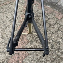 Carica l'immagine nel visualizzatore di Gallery, Trek Madone SLR 7 Disc