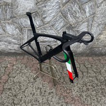 Carica l'immagine nel visualizzatore di Gallery, Trek Madone SLR 7 Disc