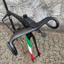 Carica l'immagine nel visualizzatore di Gallery, Trek Madone SLR 7 Disc