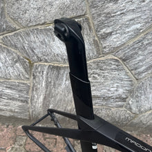 Carica l'immagine nel visualizzatore di Gallery, Trek Madone SLR 7 Disc