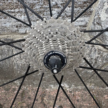 Carica l'immagine nel visualizzatore di Gallery, Fulcrum Racing Zero