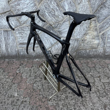 Carica l'immagine nel visualizzatore di Gallery, Pinarello Dogma F10