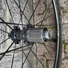 Carica l'immagine nel visualizzatore di Gallery, Shimano Dura Ace C40 WH-9170