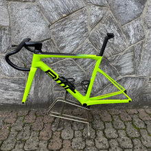 Carica l'immagine nel visualizzatore di Gallery, Bmc Team Machine SLR01