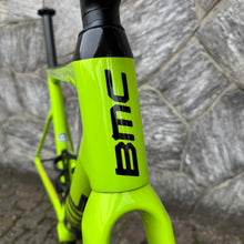 Carica l'immagine nel visualizzatore di Gallery, Bmc Team Machine SLR01