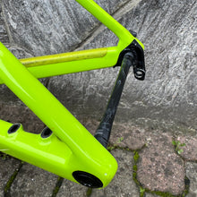 Carica l'immagine nel visualizzatore di Gallery, Bmc Team Machine SLR01