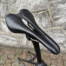 Carica l'immagine nel visualizzatore di Gallery, Specialized S-Works Tarmac SL5