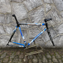 Carica l'immagine nel visualizzatore di Gallery, Colnago C40 B-Stay
