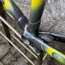 Carica l'immagine nel visualizzatore di Gallery, Colnago C40 B-Stay