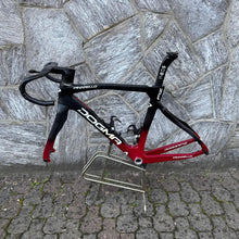 Carica l'immagine nel visualizzatore di Gallery, Pinarello Dogma F12 Disc