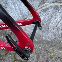 Carica l'immagine nel visualizzatore di Gallery, Pinarello Dogma F12 Disc