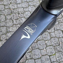 Carica l'immagine nel visualizzatore di Gallery, Pinarello Dogma F12 Disc