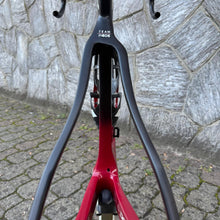 Carica l'immagine nel visualizzatore di Gallery, Pinarello Dogma F12 Disc