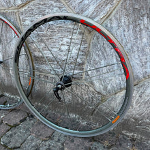 Carica l'immagine nel visualizzatore di Gallery, Campagnolo Shamal Ultra Tubular