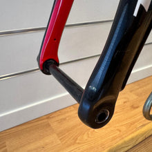 Carica l'immagine nel visualizzatore di Gallery, Trek Emonda SLR