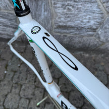 Carica l'immagine nel visualizzatore di Gallery, Bianchi Infinito CV