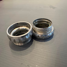 Carica l'immagine nel visualizzatore di Gallery, Campagnolo Record Titanium 10s
