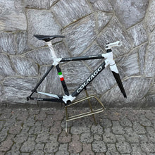 Carica l'immagine nel visualizzatore di Gallery, Colnago C60