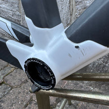 Carica l'immagine nel visualizzatore di Gallery, Colnago C60