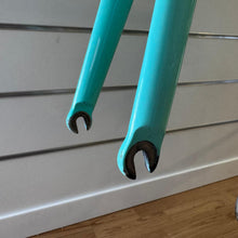 Carica l'immagine nel visualizzatore di Gallery, Bianchi Specialissima CV