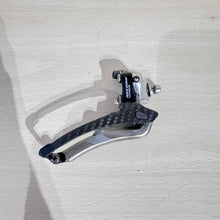 Carica l'immagine nel visualizzatore di Gallery, Campagnolo Record Titanium 10s