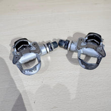 Carica l'immagine nel visualizzatore di Gallery, Campagnolo Record Titanium 10s