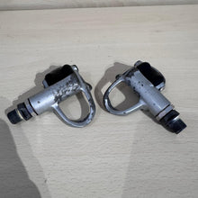 Carica l'immagine nel visualizzatore di Gallery, Campagnolo Record Titanium 10s