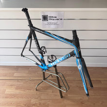 Carica l'immagine nel visualizzatore di Gallery, Colnago Extreme Power