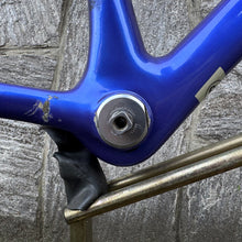 Carica l'immagine nel visualizzatore di Gallery, C4 Mix Carbon Fibre