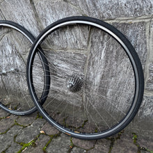 Carica l'immagine nel visualizzatore di Gallery, Ambrosio Excellence TQB - Campagnolo Record hubs