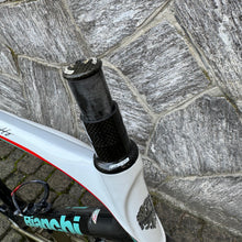 Carica l'immagine nel visualizzatore di Gallery, Bianchi 928 Superleggera - 125 Anniversary