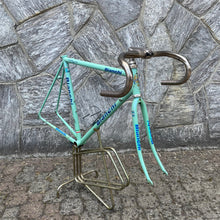 Carica l'immagine nel visualizzatore di Gallery, Bianchi Campione del Mondo