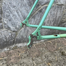 Carica l'immagine nel visualizzatore di Gallery, Bianchi Campione del Mondo