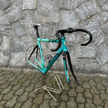 Carica l'immagine nel visualizzatore di Gallery, Bianchi SL3 AluCarbon