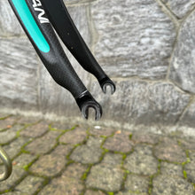Carica l'immagine nel visualizzatore di Gallery, Bianchi SL3 AluCarbon