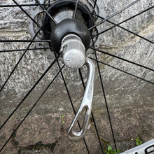 Carica l'immagine nel visualizzatore di Gallery, Campagnolo Eurus Carbon
