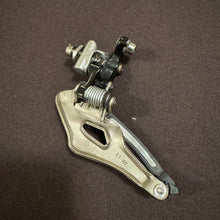 Carica l'immagine nel visualizzatore di Gallery, Campagnolo Record Titanium