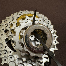 Carica l'immagine nel visualizzatore di Gallery, Campagnolo Record Titanium