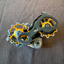 Carica l'immagine nel visualizzatore di Gallery, Campagnolo Record Titanium