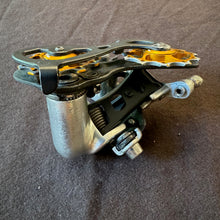 Carica l'immagine nel visualizzatore di Gallery, Campagnolo Record Titanium