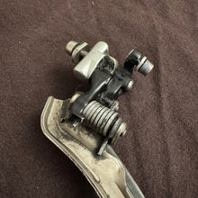 Carica l'immagine nel visualizzatore di Gallery, Campagnolo Record Titanium