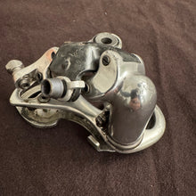 Carica l'immagine nel visualizzatore di Gallery, Campagnolo Record Titanium